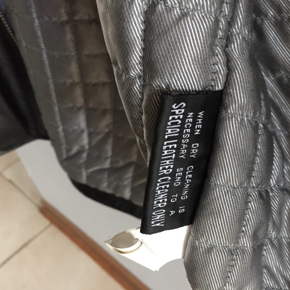 Men’s leather jacket - Picture 4 of 6